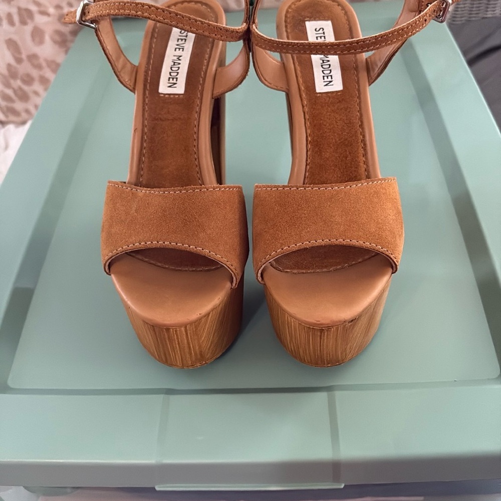 Steve Madden Tan Leather Platform Shoes